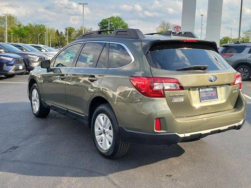 Wilderness Green Metallic 2017 Subaru Outback 2.5i Premium