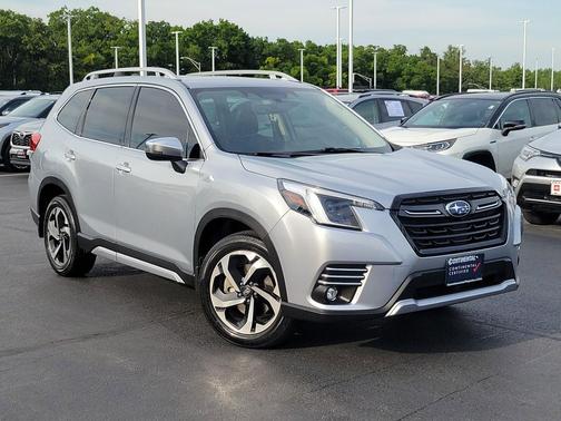 Ice Silver Metallic 2024 Subaru Forester Touring
