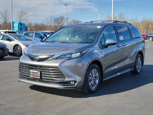 2026 Toyota Sienna XLE