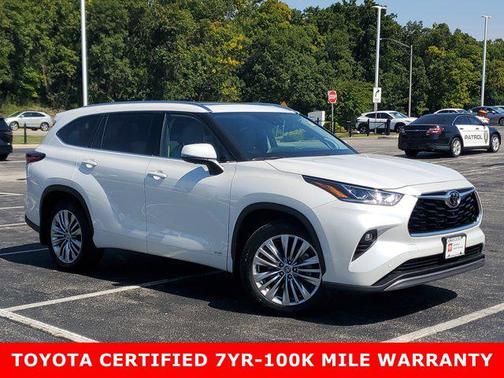 2025 Toyota Highlander Hybrid Platinum