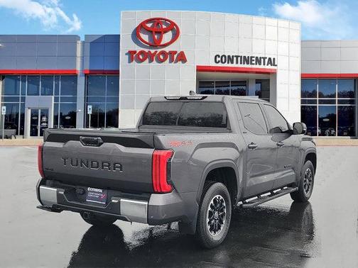 2022 Toyota Tundra SR5