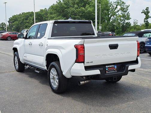 2025 Toyota Tacoma SR5