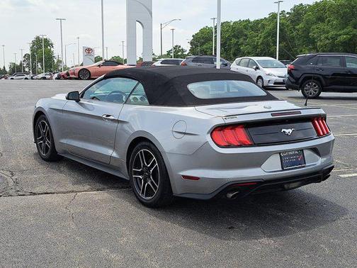 2022 Ford Mustang EcoBoost Premium