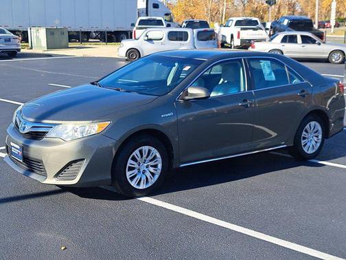 2014 Toyota Camry Hybrid LE