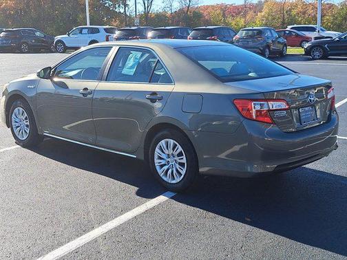 2014 Toyota Camry Hybrid LE