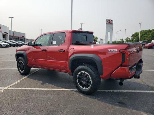 2025 Toyota Tacoma TRD Off Road