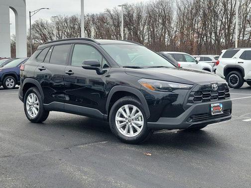 2026 Toyota Corolla Cross LE