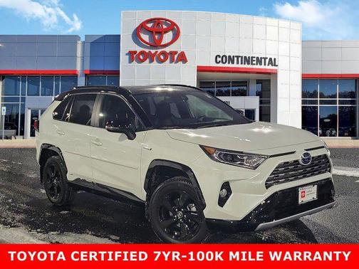 2020 Toyota RAV4 Hybrid SE