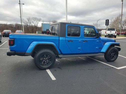 2022 Jeep Gladiator Willys 4x4