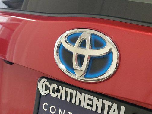 2013 Toyota Prius Three