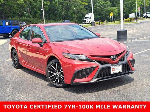 2022 Toyota Camry SE