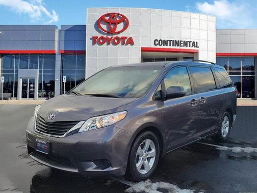 2012 Toyota Sienna LE