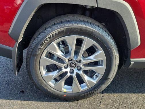 2025 Toyota RAV4 Limited