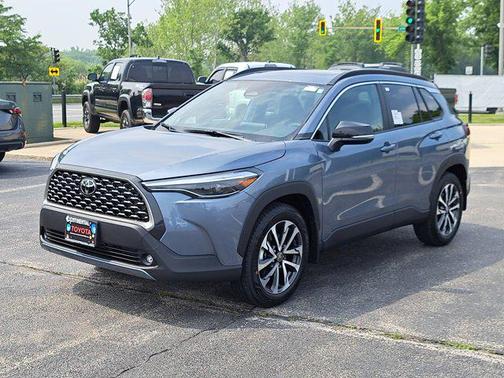 2025 Toyota Corolla Cross XLE
