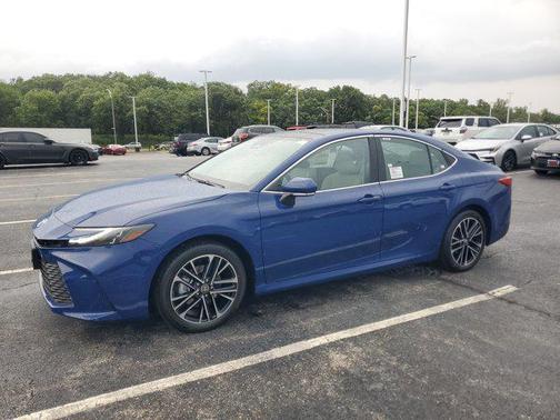 2025 Toyota Camry XLE