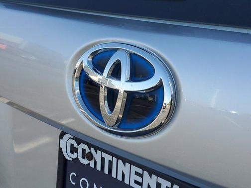 2012 Toyota Prius v Three