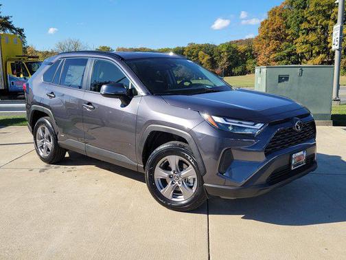 2025 Toyota RAV4 Hybrid XLE
