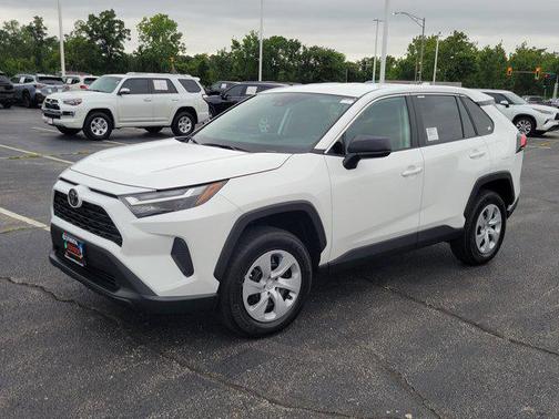 2025 Toyota RAV4 LE