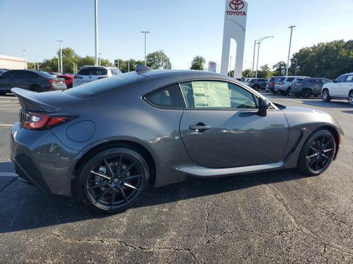 2025 Toyota GR86 Premium