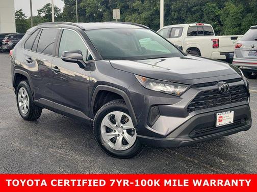 2020 Toyota RAV4 LE