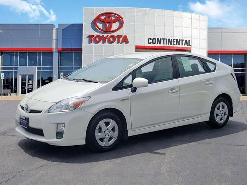 Blizzard Pearl 2011 Toyota Prius III