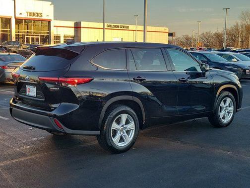 2021 Toyota Highlander Hybrid LE