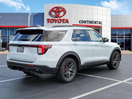 Space White Metallic 2026 Ford Explorer ST