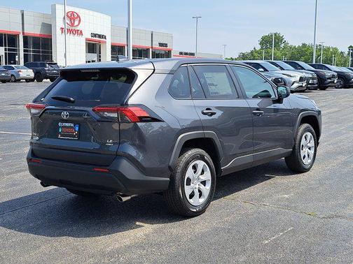 2025 Toyota RAV4 LE