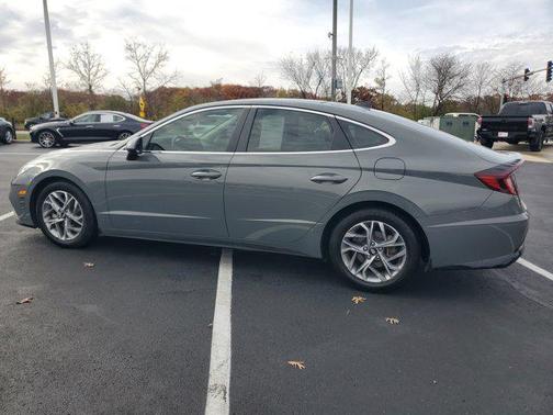 2021 Hyundai SONATA SEL