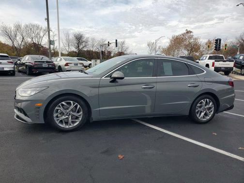 2021 Hyundai SONATA SEL