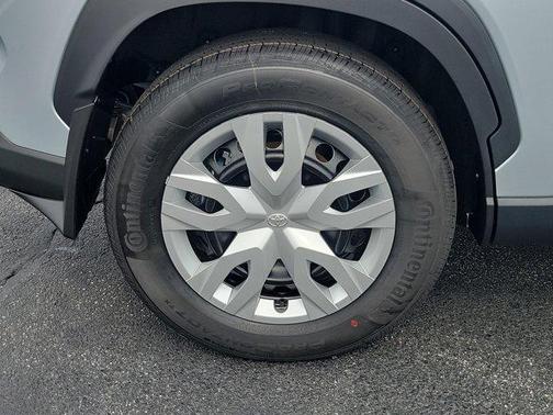 Sonic Silver 2026 Toyota Corolla Cross L