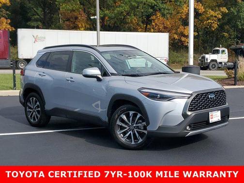 2024 Toyota Corolla Cross XLE