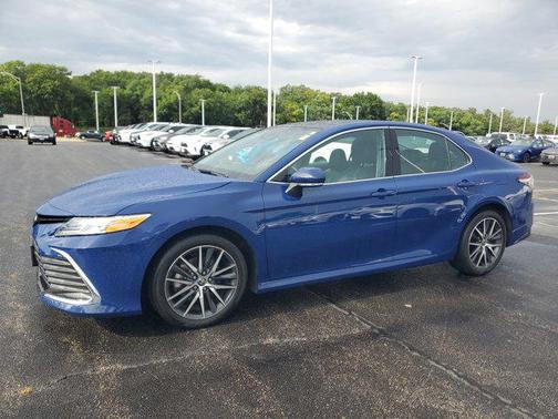 2023 Toyota Camry XLE