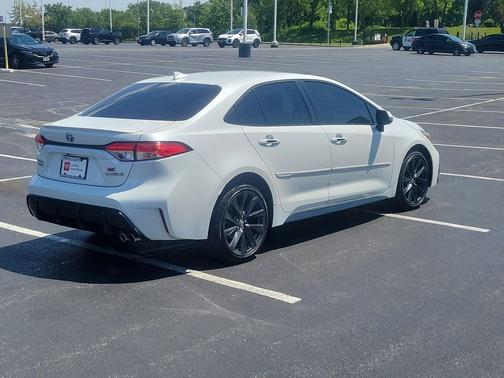 Wind Chill Pearl 2024 Toyota Corolla Hybrid SE
