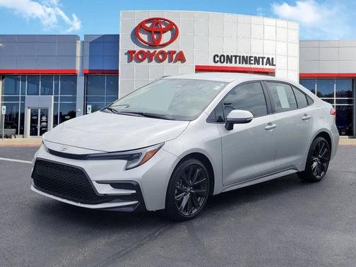 Classic Silver Metallic 2025 Toyota Corolla SE