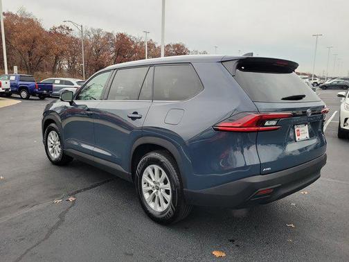 2025 Toyota Grand Highlander XLE