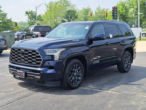 2025 Toyota Sequoia Platinum