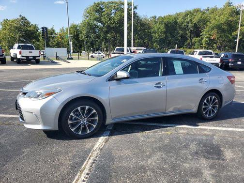 2018 Toyota Avalon XLE
