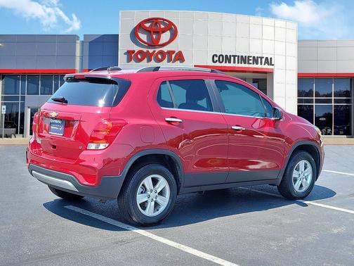Cajun Red Tintcoat 2018 Chevrolet Trax LT