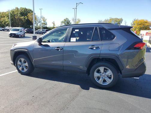 2025 Toyota RAV4 Hybrid LE