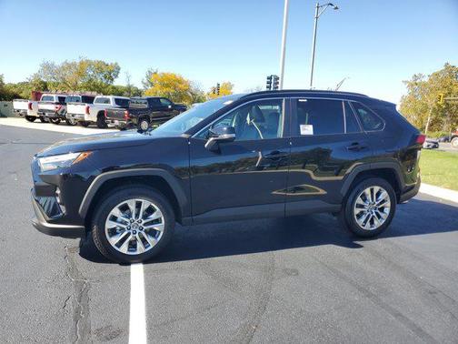 2025 Toyota RAV4 XLE Premium