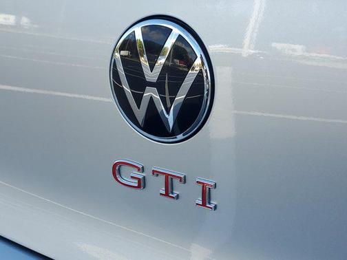 2023 Volkswagen Golf GTI 2.0T S DSG