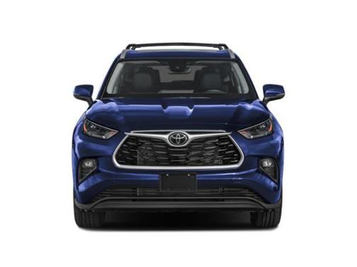 Celestial Silver Metallic 2025 Toyota Highlander XLE
