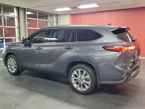 2023 Toyota Highlander Limited
