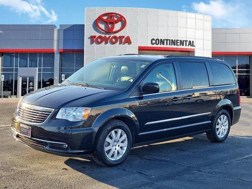 2015 Chrysler Town & Country Touring