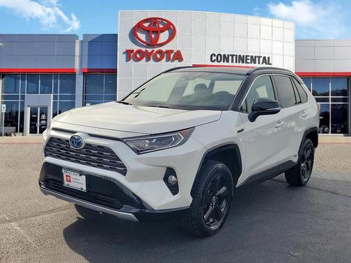 Blizzard Pearl/Midnight Black Metallic 2021 Toyota RAV4 Hybrid SE