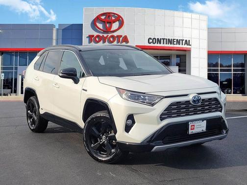 Blizzard Pearl/Midnight Black Metallic 2021 Toyota RAV4 Hybrid SE