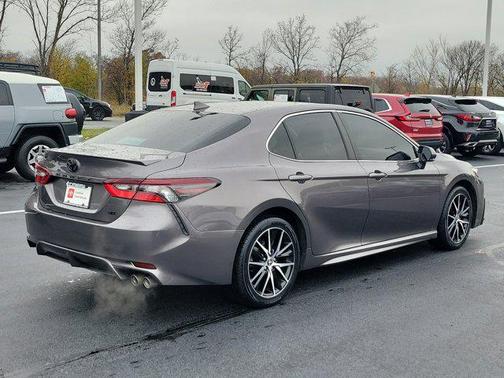 2023 Toyota Camry SE