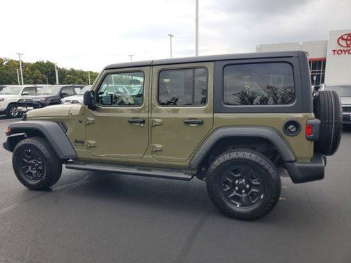 2025 Jeep Wrangler Sport