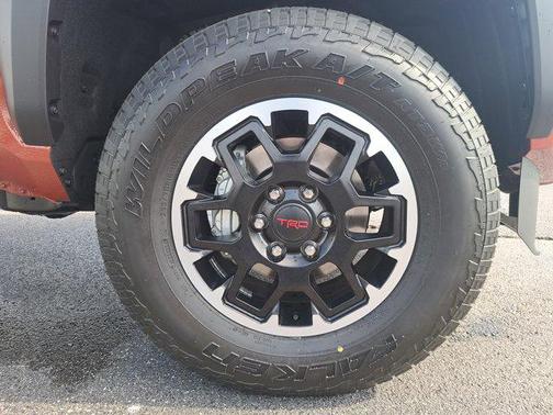 2025 Toyota Tacoma TRD Off Road